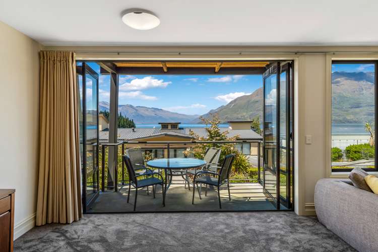 704/34 Lake Esplanade Queenstown_3
