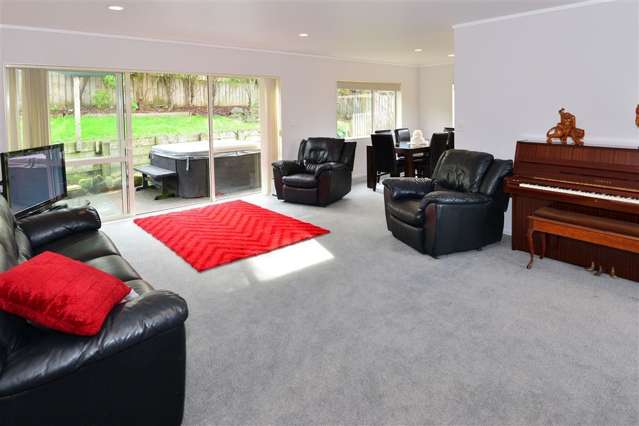 69 Kath Hopper Drive Orewa_4