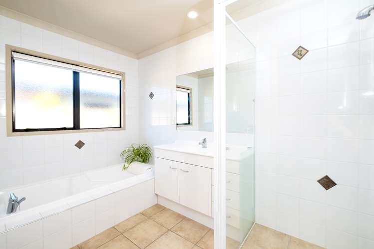 15 Malbec Way Greenmeadows_16