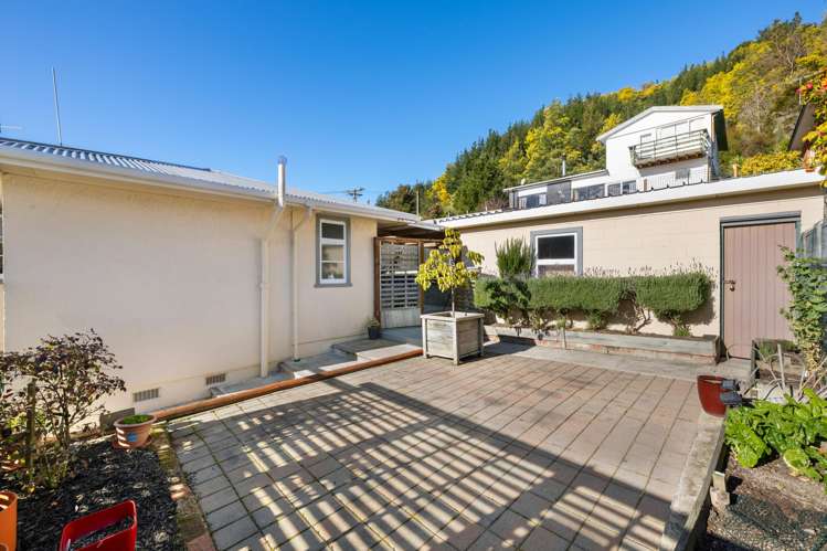 23 Leicester Street Picton_22