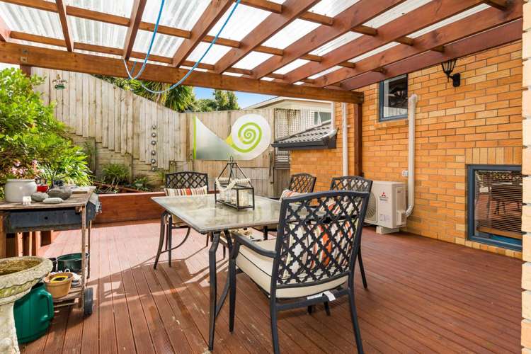 2/39 Regency Place Sunnynook_25
