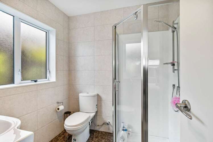 16b Anderson Avenue Point England_4