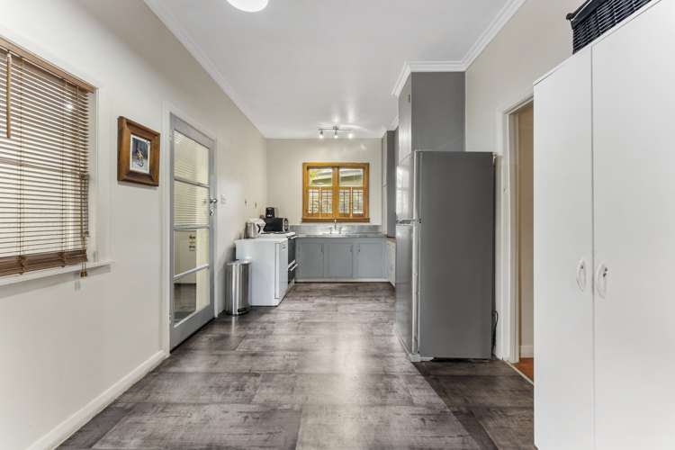 244 Tremaine Avenue Highbury_9