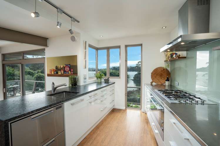 5 Cove Street Roseneath_11