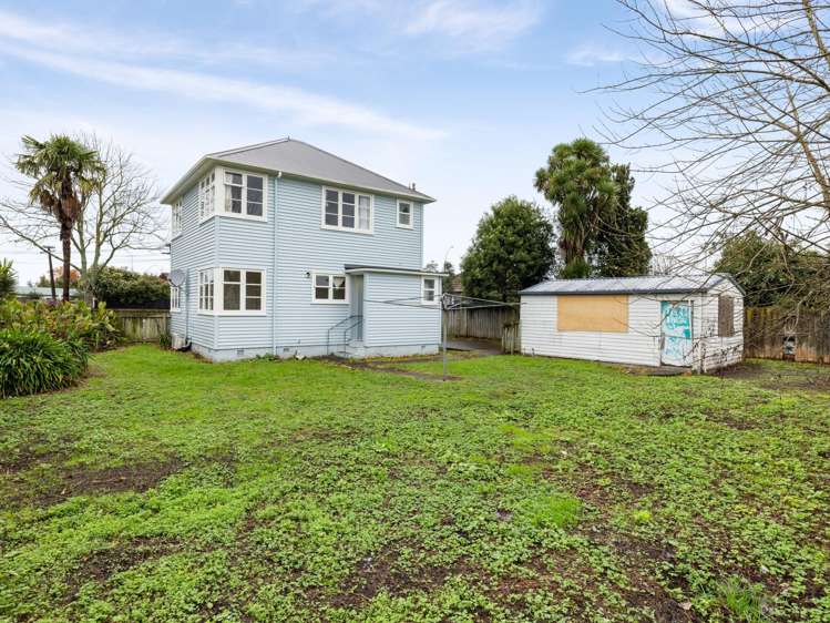 11 Old Farm Road Hamilton East_11