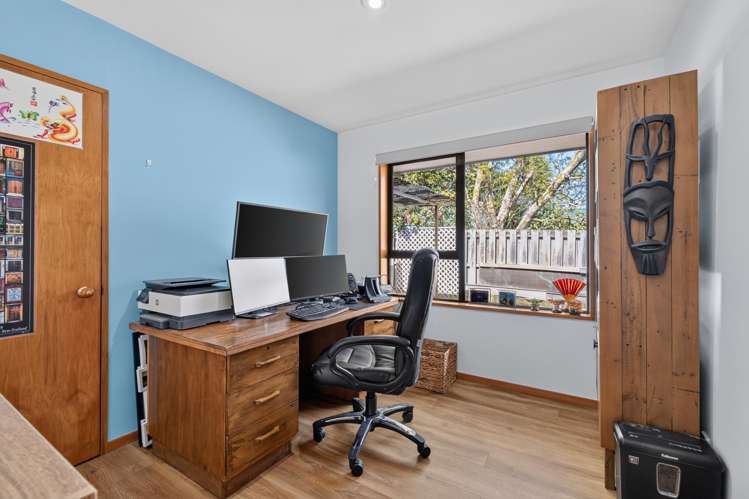 18 Devon Crescent Darfield_11