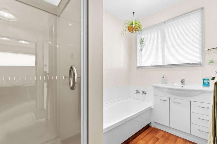 2b Coddington Crescent Masterton_6