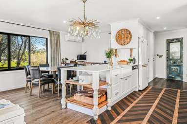 128 Oturoa Road_4