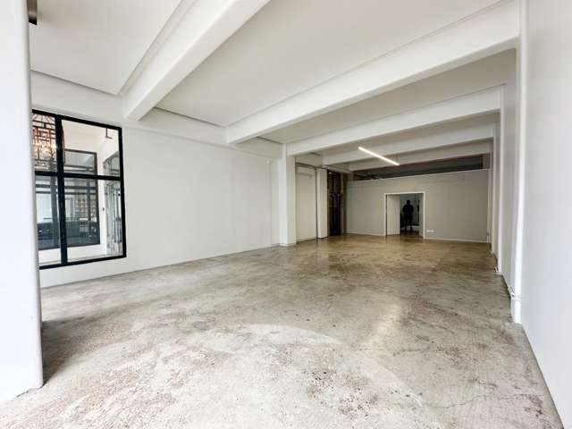 Open plan CBD retail for lease