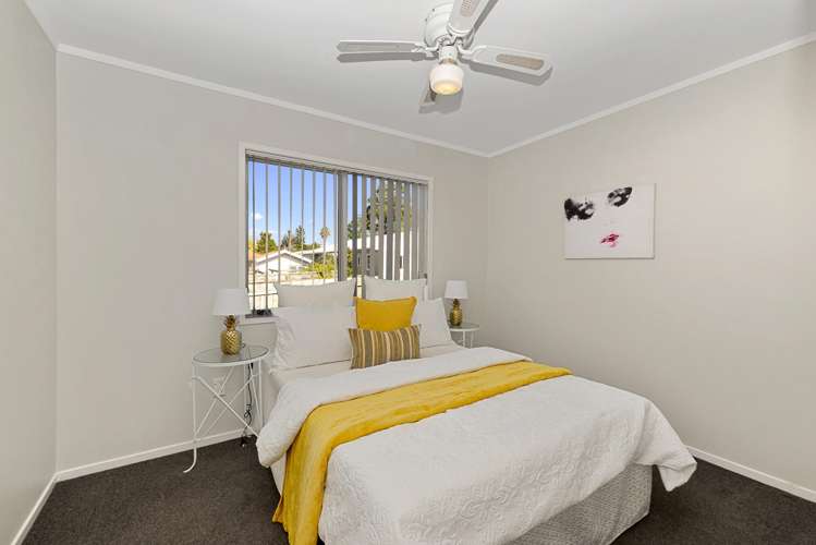 7 Karaka Street New Lynn_11