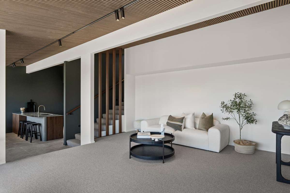 100 Holliss Avenue_4
