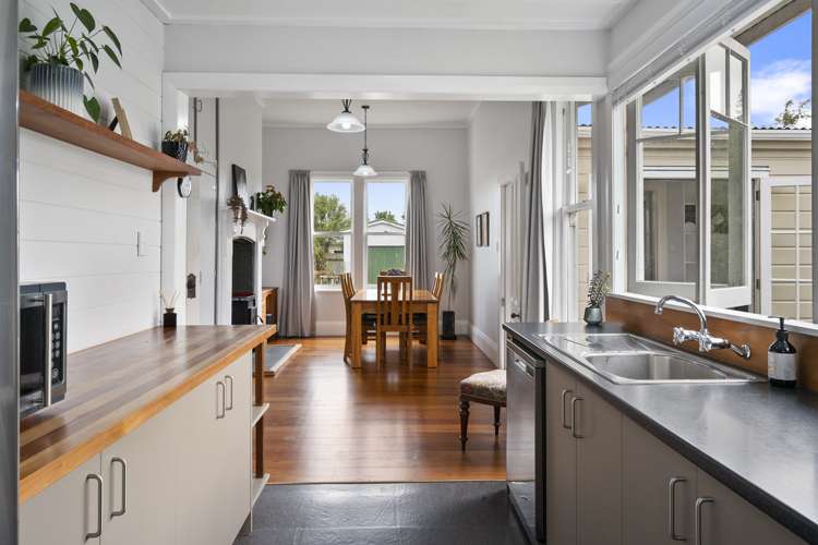 37 Grey Street Marton_5