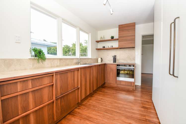 83 Kent Street Carterton_2