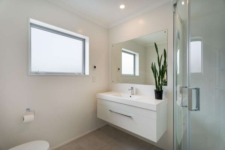 33 Melksham Drive Churton Park_15