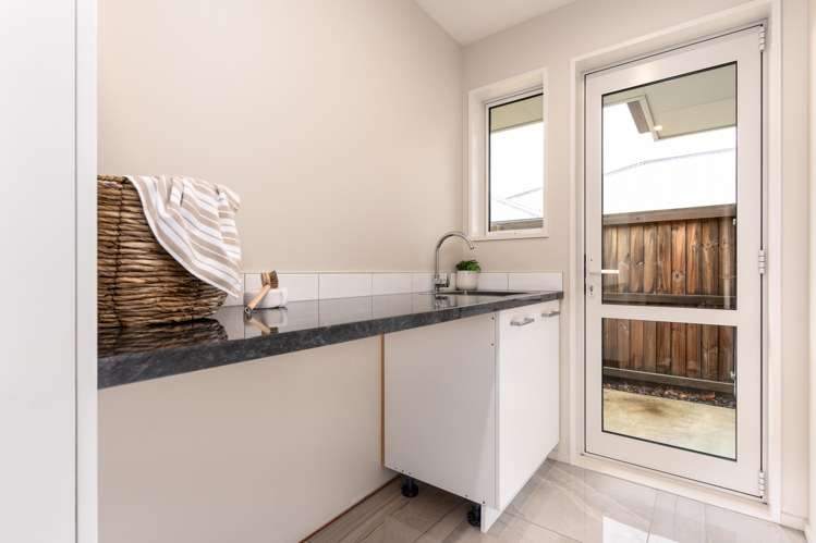 5 Whitehorn Drive Lincoln_17