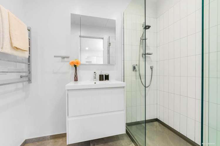 03/10g Nugget Avenue Hobsonville_9