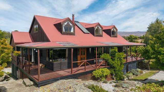 DESIRABLE BRIDGE HILL