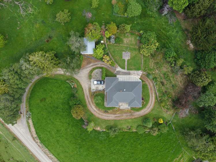 66 Otokia-Kuri Bush Road West Henley_40