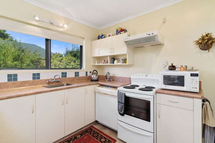 2b Kowhai Street Glenholme_5