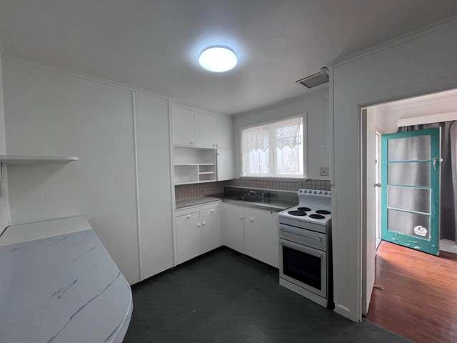 a/24 Norman Road Titirangi_2