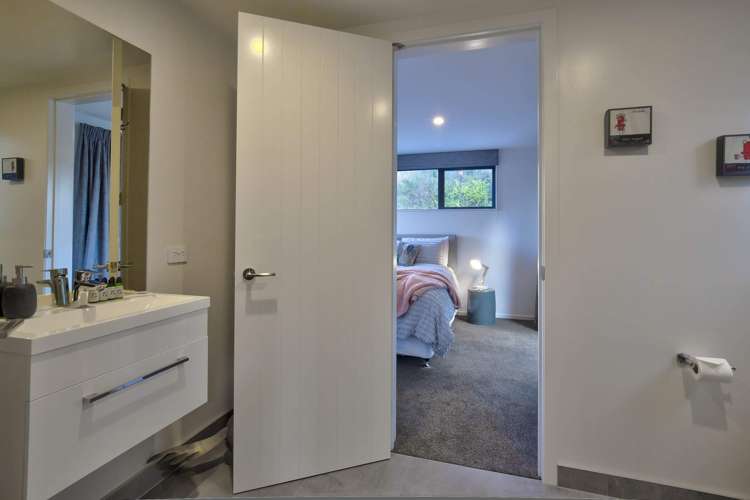 12 Saint Lauras Lane Queenstown_15