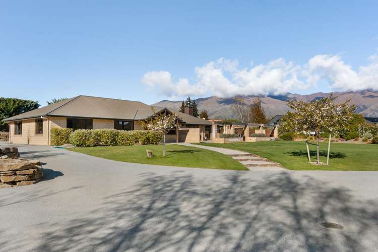 401 Aubrey Road Wanaka_25