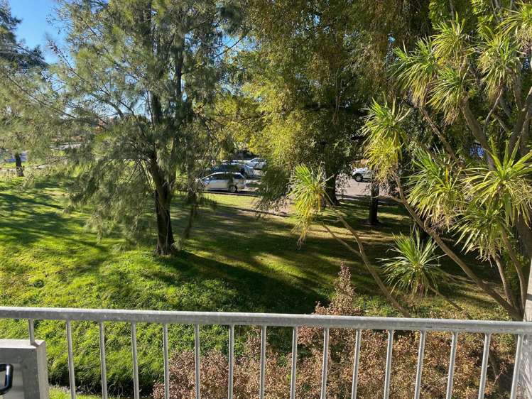 4/202 Wooldridge Road Harewood_4