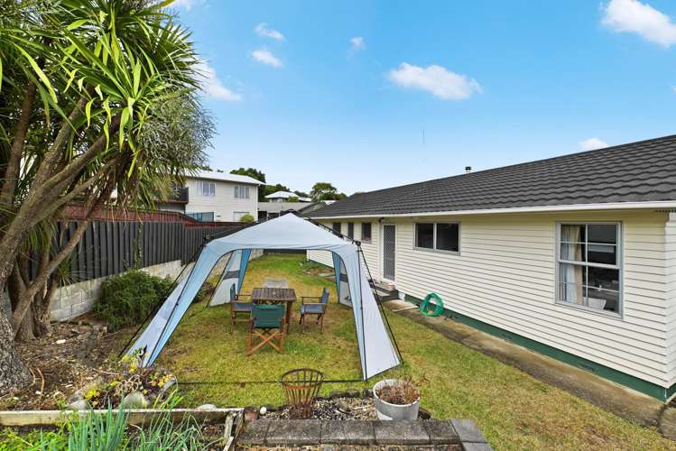 21 Cypress Crescent Pukete_7