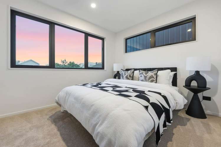 13 Torino Street Pt England_24