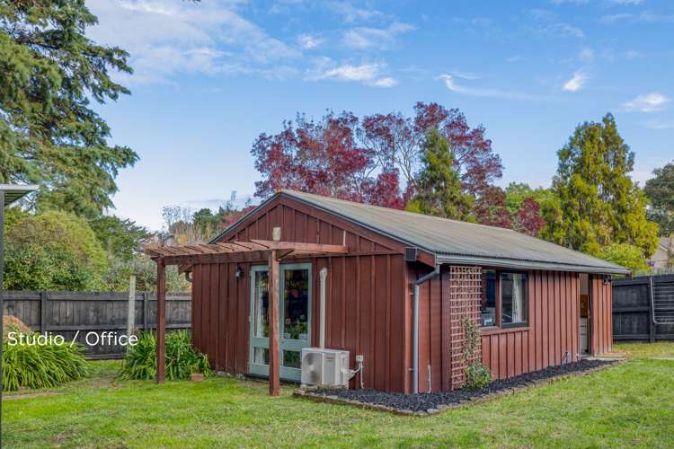 279 Royal Road Massey_18