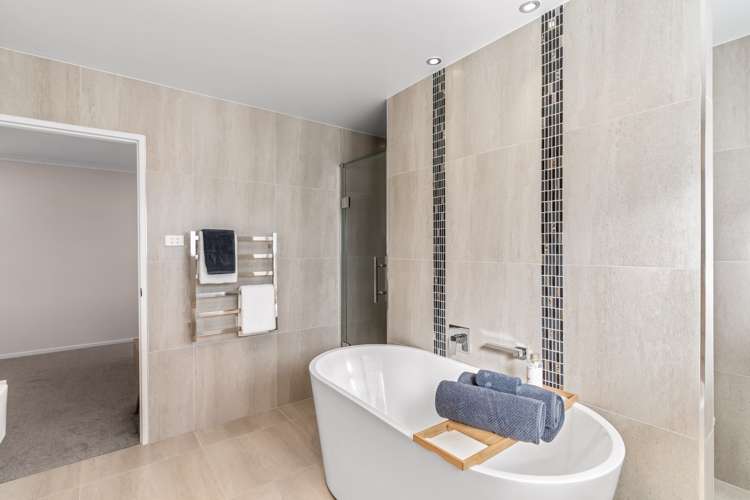 15 Atalanta Way Beachlands_29