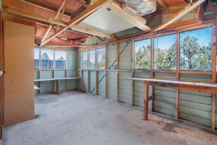 35 Dejoux Road Winton_19