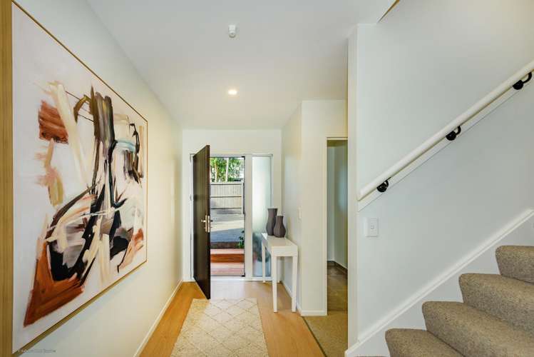 71 Eastern Terrace Beckenham_21