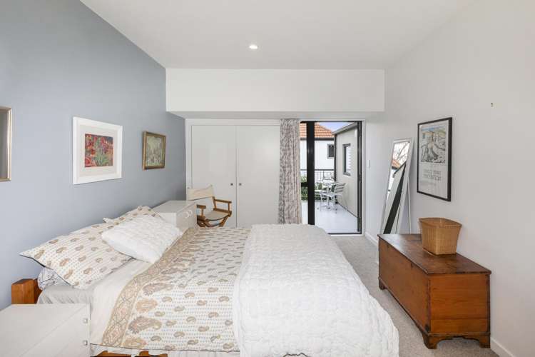 4/56 Hewitts Road Merivale_12