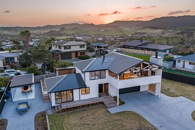 13 Cullen Street Mangawhai Heads_22