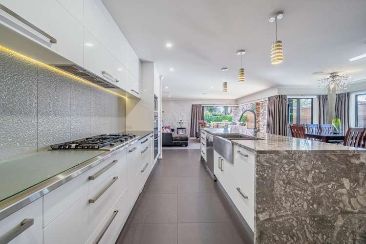 8 Benzie Avenue Wallaceville_9