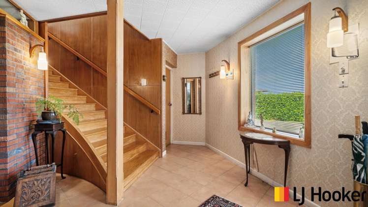 7 Gibbs Crescent Red Hill_18