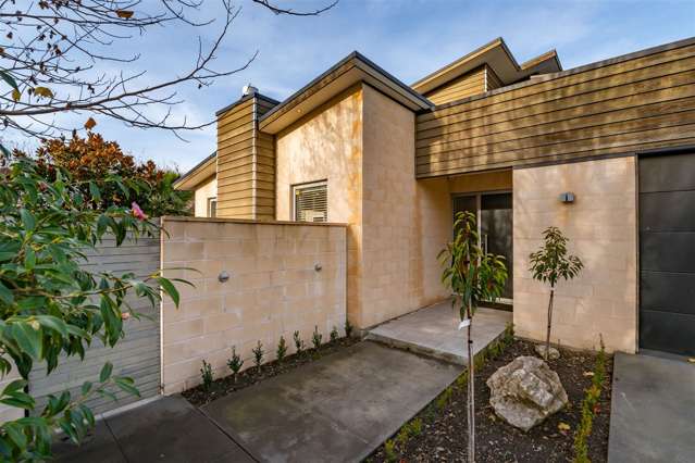 140 Hussey Road Northwood_2