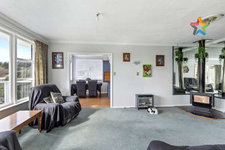 54 Holland Street Wainuiomata_5