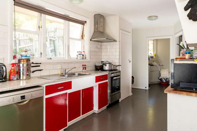 31 Tukanae Street Strathmore Park_3