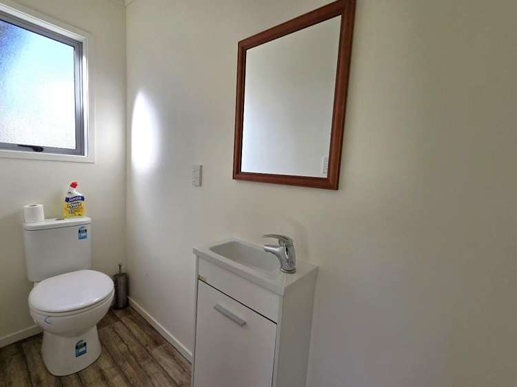 102 Sands Crescent Matarangi_17