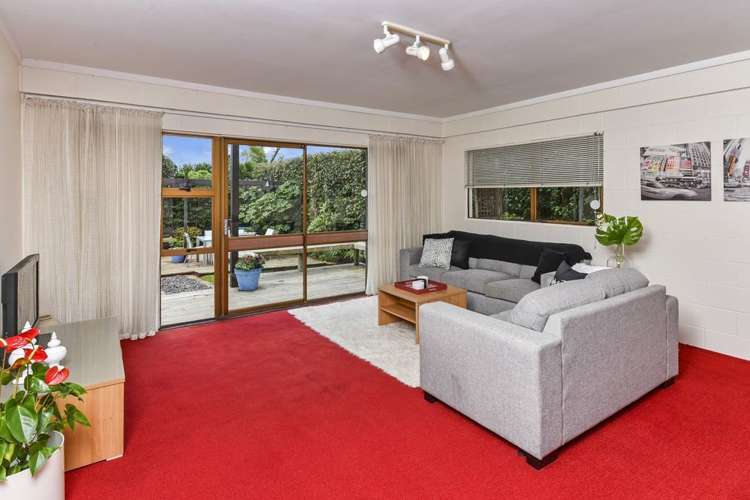 12 Martin Crescent Northcote_21
