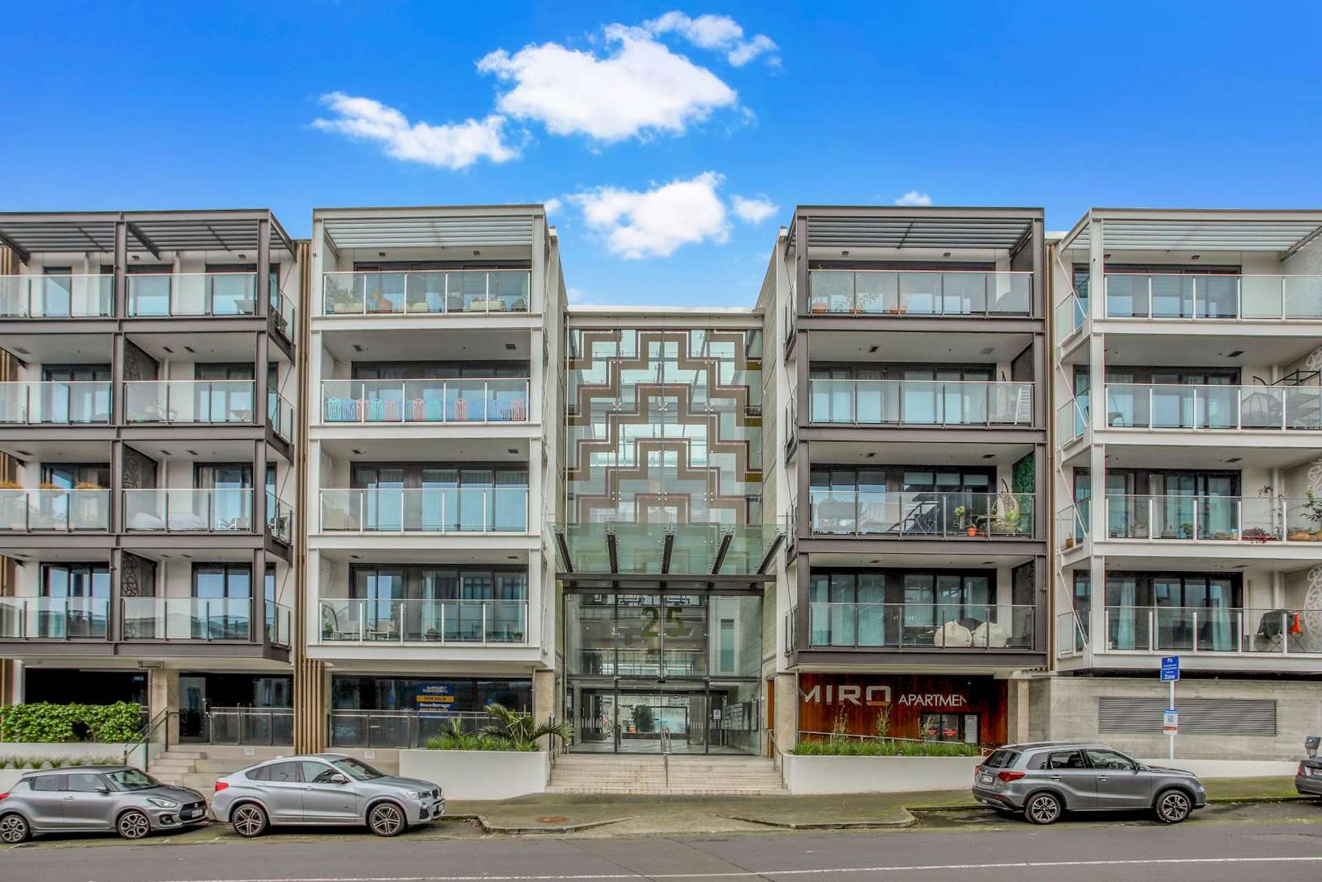 102/27 Enfield Street Mt Eden_0