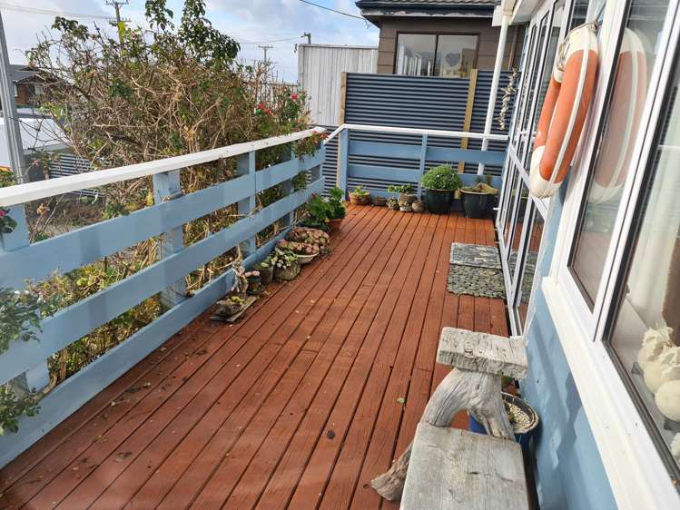 82 Walker Street Riverton_13