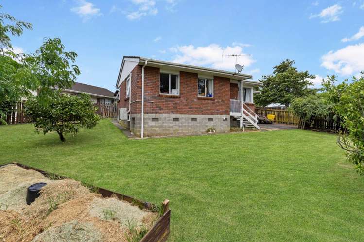 21 Oreti Place Clover Park_17