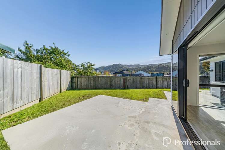 16a Sharpe Crescent Wainuiomata_23