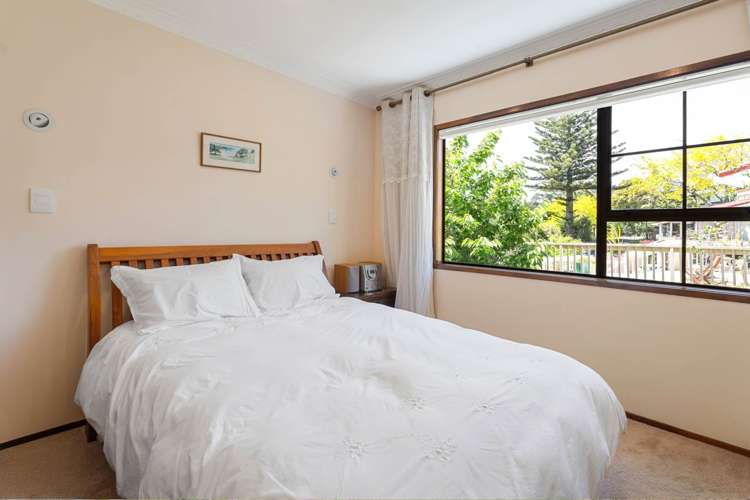 1/553 East Coast Road Browns Bay_19