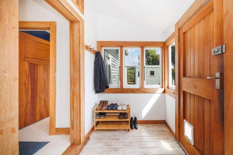 392 Botanical Road West End_16