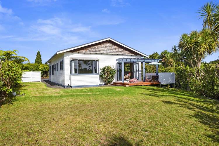 376 Tukapa Street Hurdon_20
