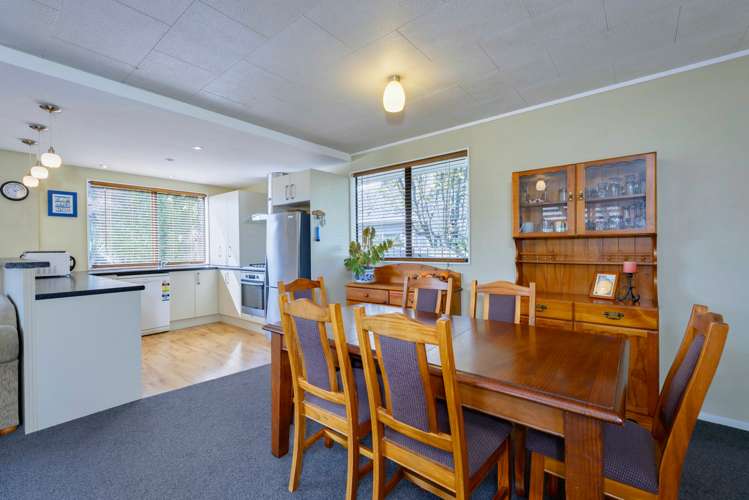 9 Ledger Close Richmond_5